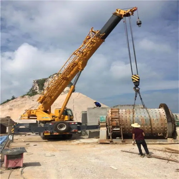 雁江吊车的运输费用是否包含在租赁费用中